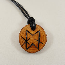 Rune Amulet - Personal Magnetism